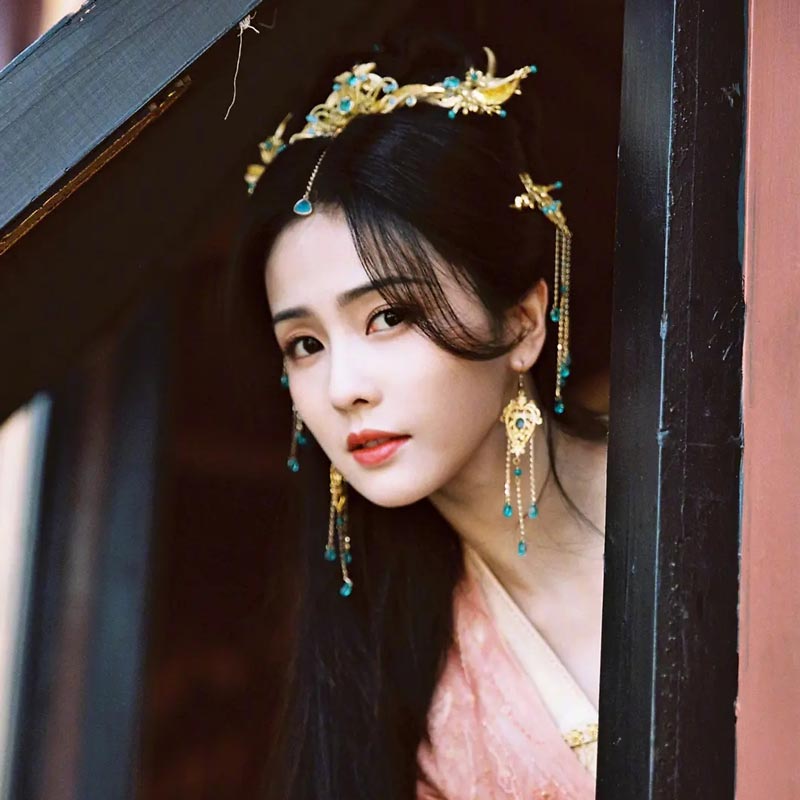 Li Susu - "Dawn of the Righteous Path"
